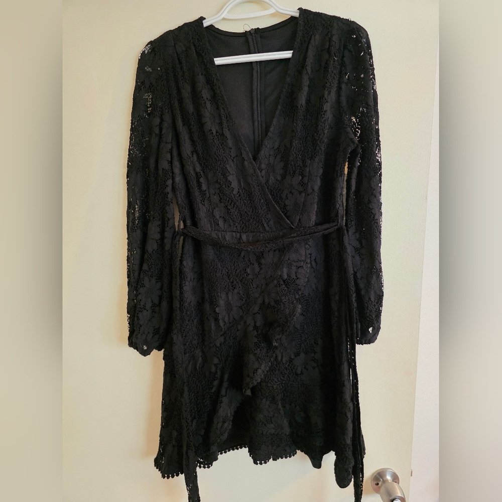 Black Sunflower Print Long Sleeve Dress